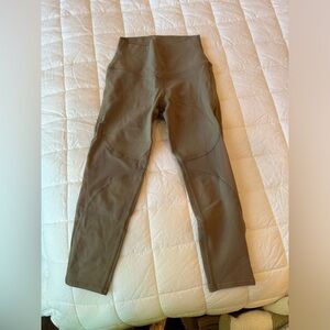 Cropped Alo leggings, XS